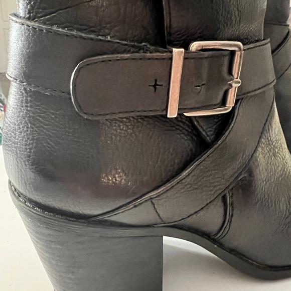 BCBGeneration Heeled Boots - Picture 8 of 8